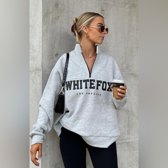 White Fox Boutique High Standard Zip Front Sweater Grey Marle Size M/L - Picture 4 of 6